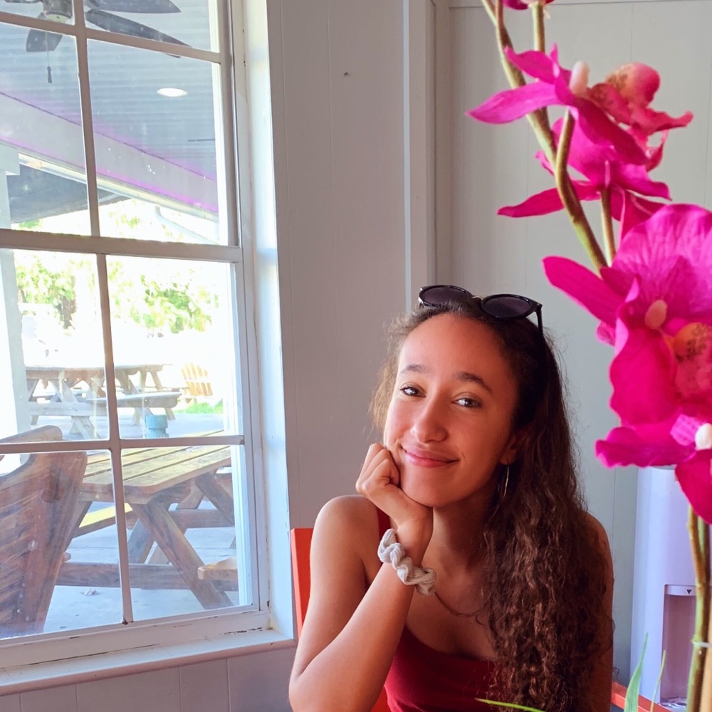 Meet your Posher, Isabella